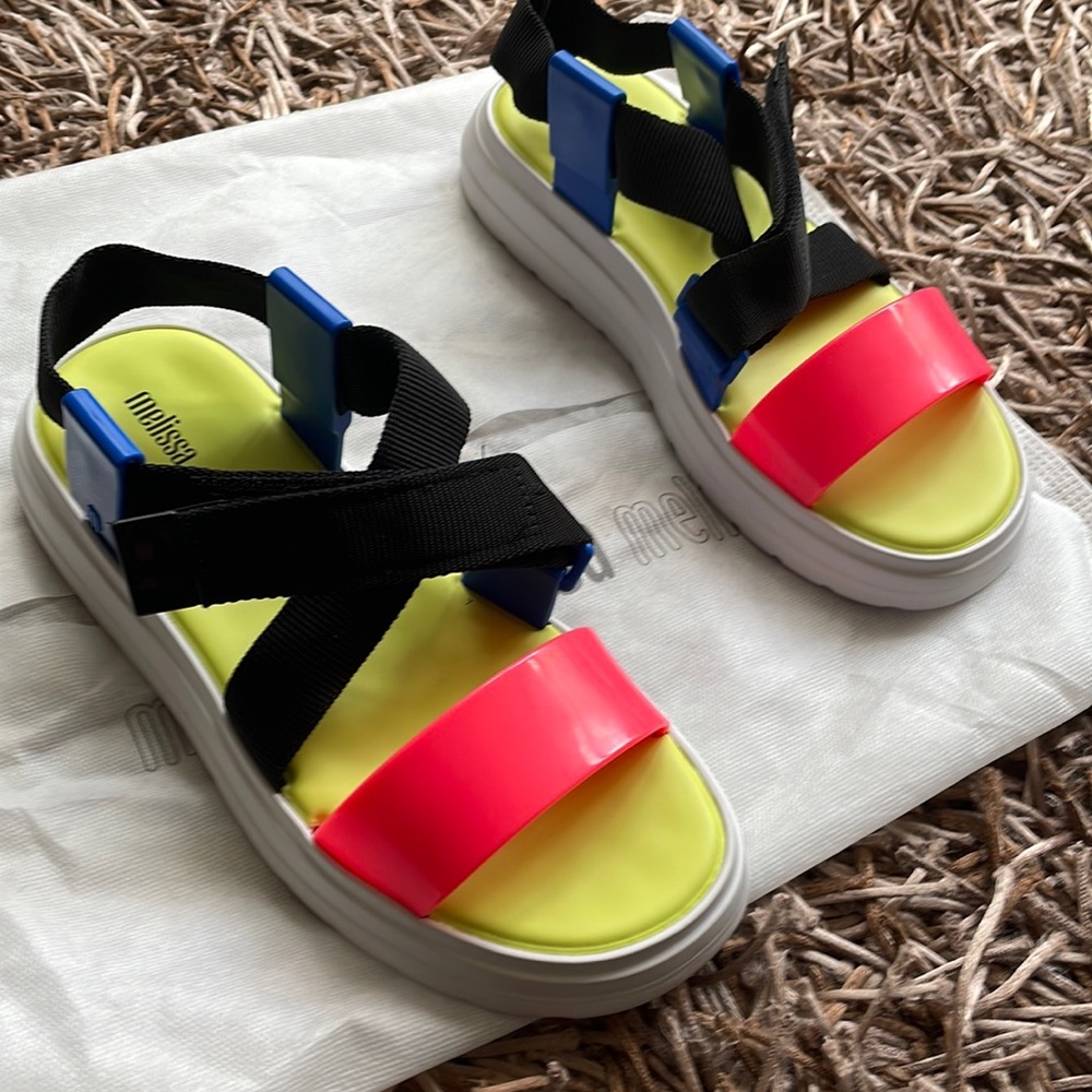 Melissa Sky AD Sporty Sandals white/black/yellow Bubble gum Scent Size 8